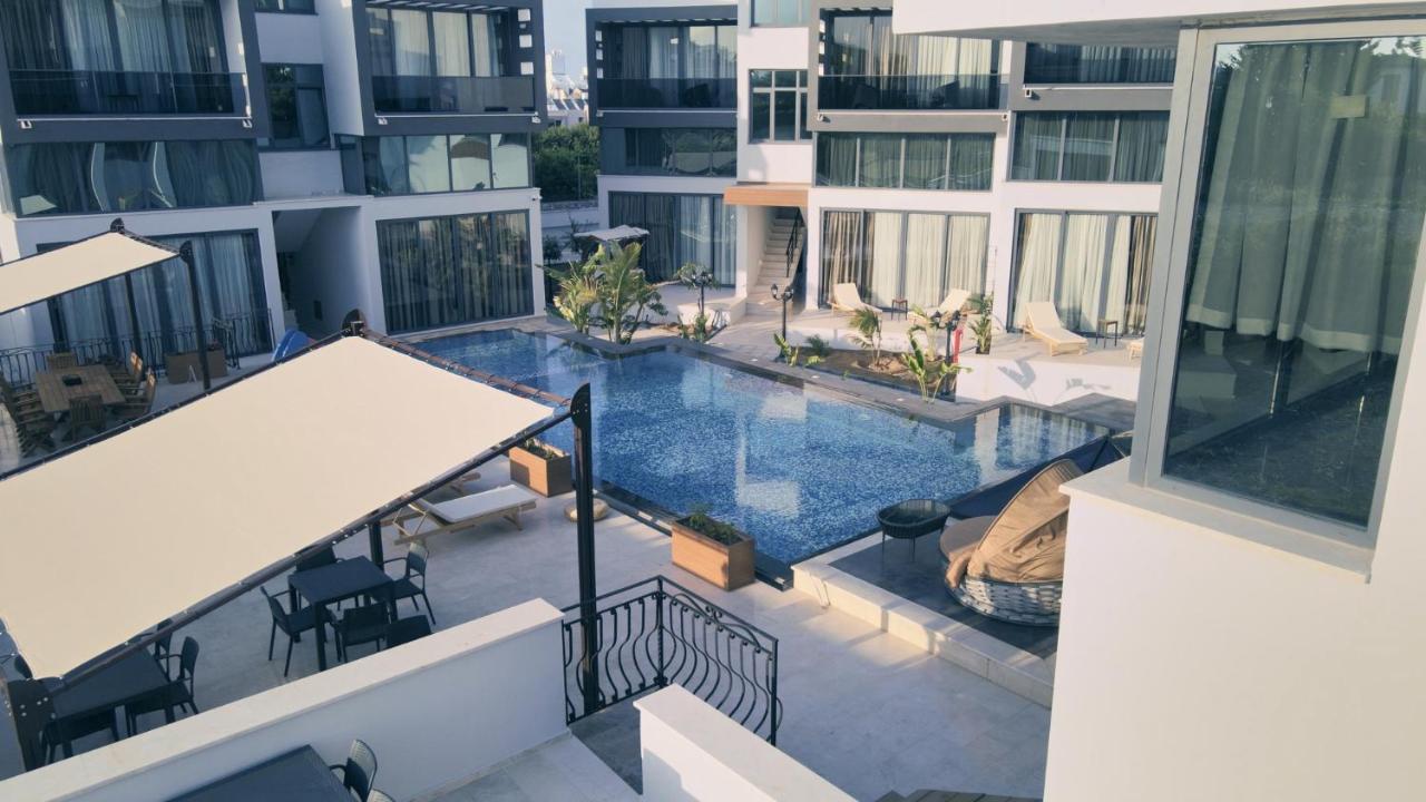 Chic Flat W Pool 5 Min To In Kyrenia *